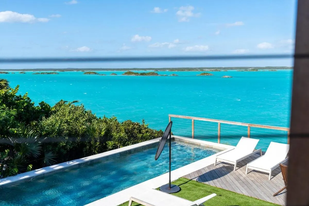 Stunning Villa, Private Beach, Pool, Guest House, Dock Providenciales Villa